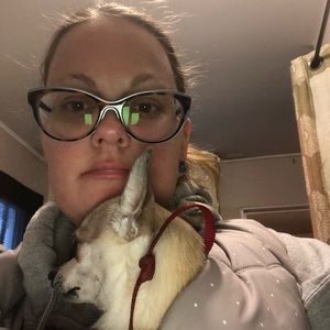 Meet your Posher, Amanda